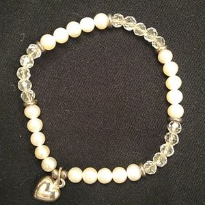 Silpada .925 Silver& Pearl Stretch Bracelet